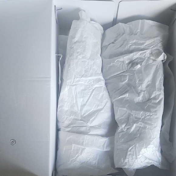 ♥️adidas Ultra 4D Running Shoes - Black and Gray♥️ - Picture 10 of 10